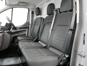 Used Ford Transit Custom 2023 for sale - 76248540: Photo 3