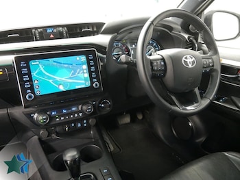 Used Toyota Hilux 2023 for sale - 78413714: Photo