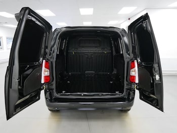 Used Citroen Berlingo 2025 for sale - 76509635: Photo