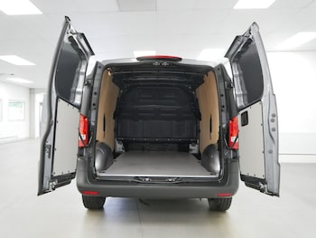 Used Mercedes-Benz Vito 2023 for sale - 78569430: Photo