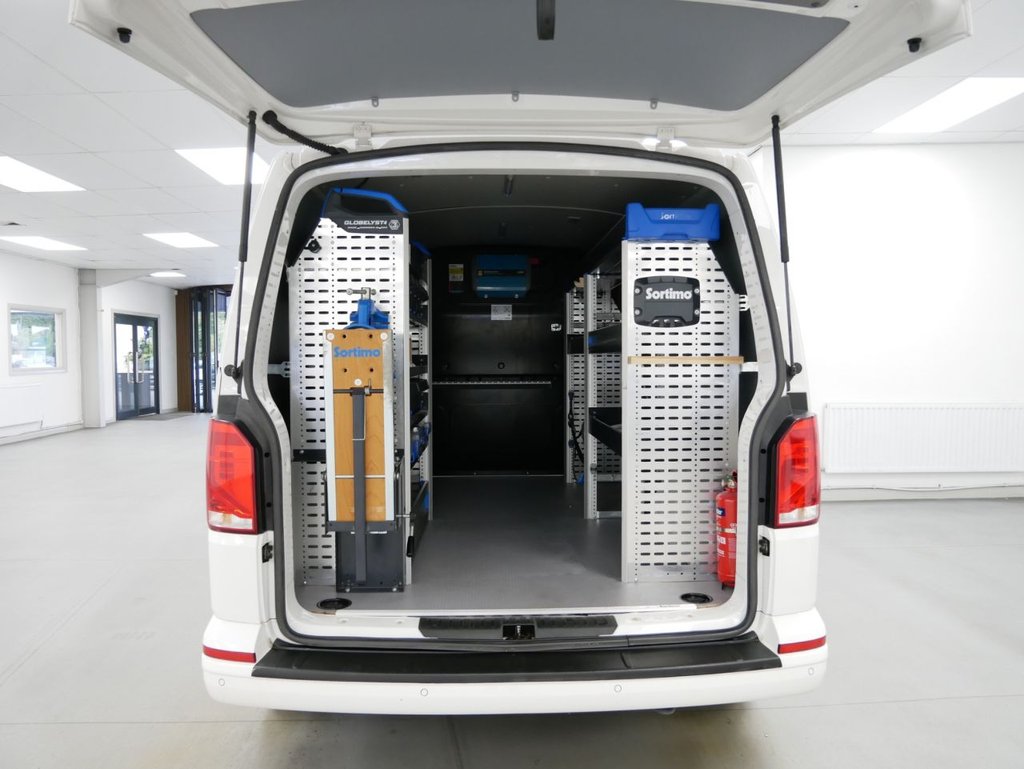 Used Volkswagen Transporter 2021 for sale - 76202678: Photo 3