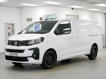 Used Vauxhall Vivaro 2024 for sale - 76203485: Photo 2