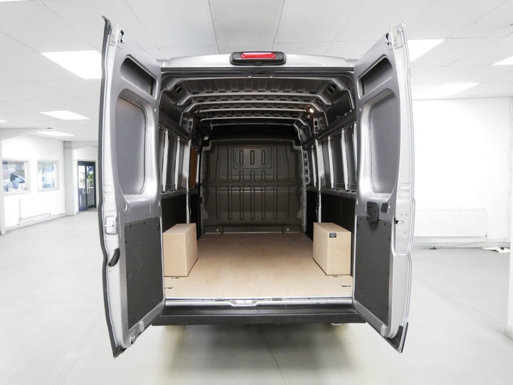 Used Citroen Relay 2024 for sale - 76724356: Photo 2