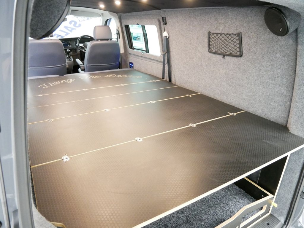 Used Volkswagen Transporter 2022 for sale - 76333393: Photo 6