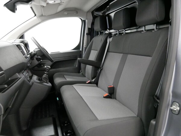 Used Vauxhall Vivaro 2023 for sale - 76202474: Photo 4