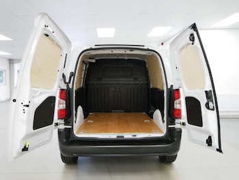 Used Vauxhall Combo 2023 for sale - 75444629: Photo