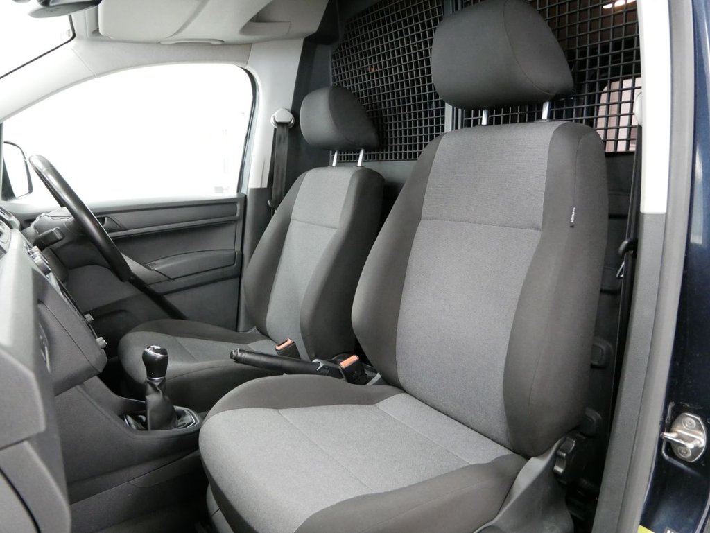 Used Volkswagen Caddy 2017 for sale - 76345130: Photo 5