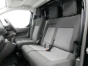 Used Vauxhall Vivaro 2023 for sale - 77719533: Photo