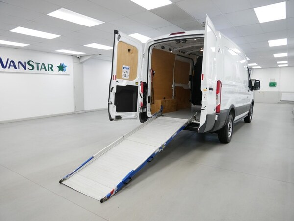 Used Ford Transit 2018 for sale - 75067937: Photo 3