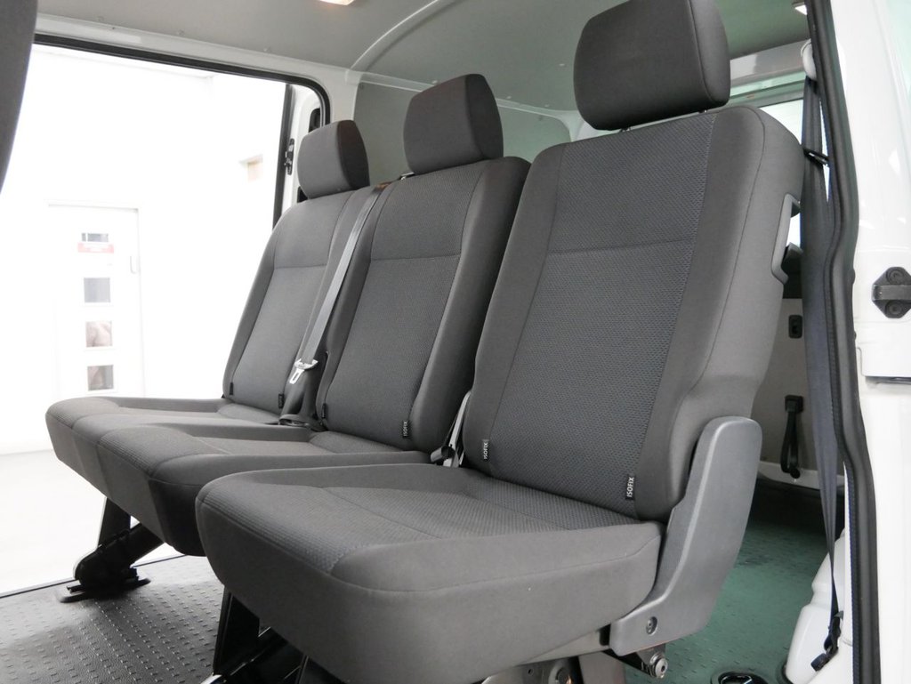 Used Volkswagen Transporter 2018 for sale - 76617260: Photo 4