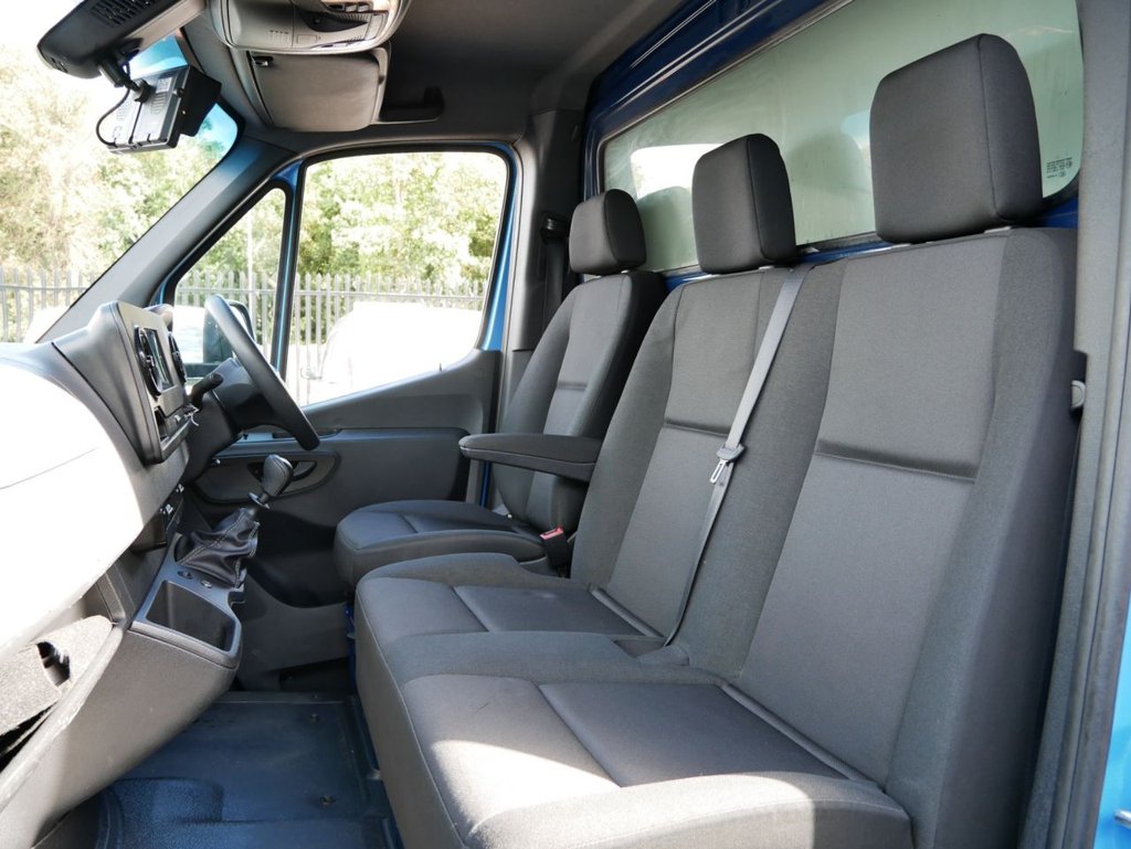 Used Mercedes-Benz Sprinter 2023 for sale - 75998119: Photo 5