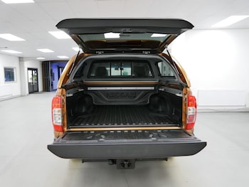 Used Nissan Navara 2017 for sale - 76745045: Photo