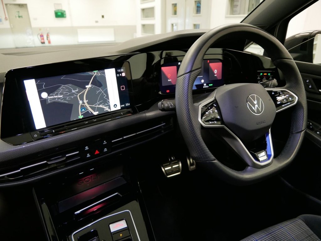 Used Volkswagen Golf 2023 for sale - 77498494: Photo 2