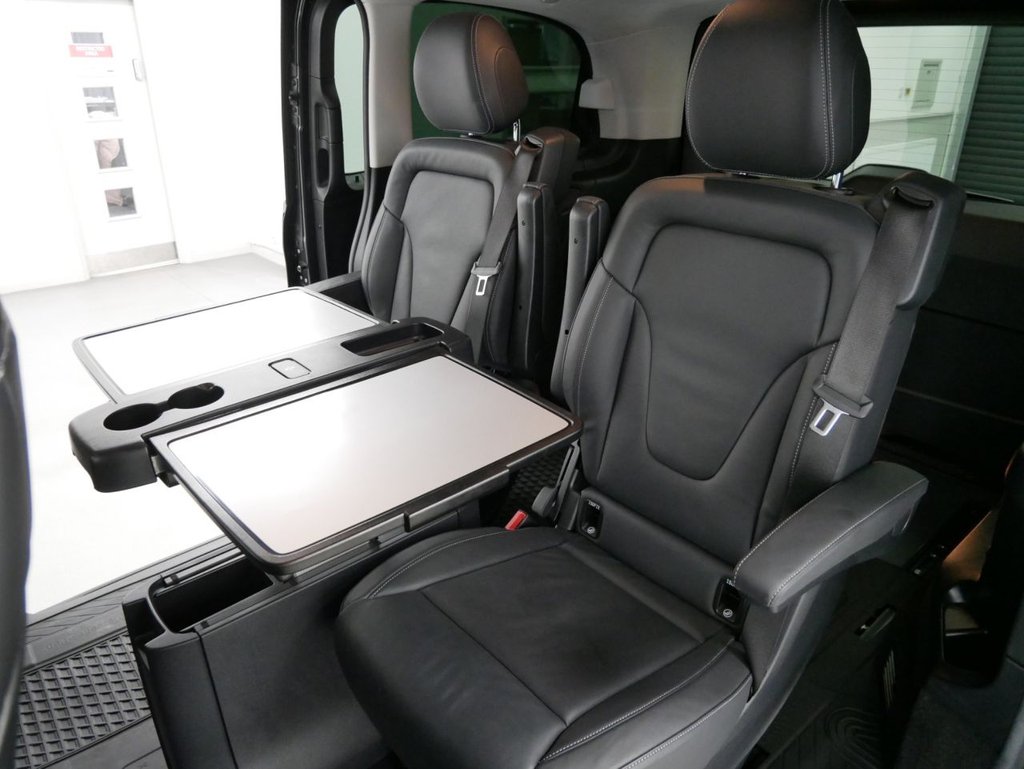 Used Mercedes-Benz Vito 2023 for sale - 76623265: Photo 3