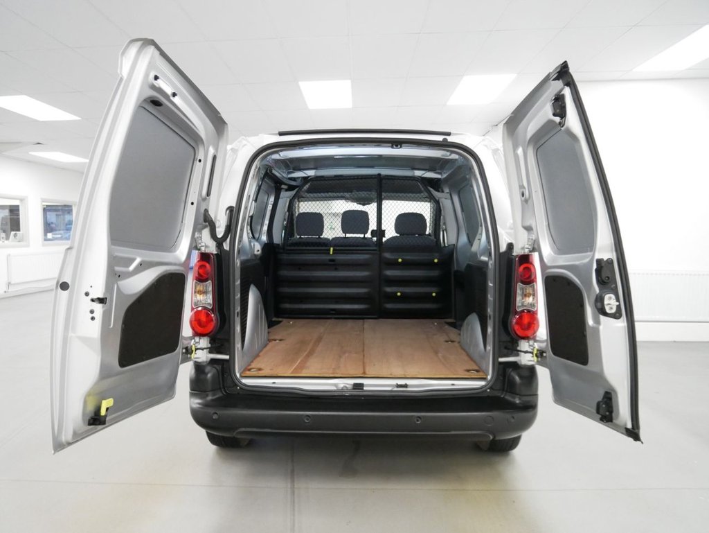 Used Peugeot Partner 2016 for sale - 77293169: Photo 2