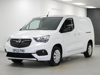 Used Vauxhall Combo 2023 for sale - 78110250: Photo