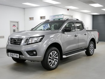 Used Nissan Navara 2018 for sale - 76303559: Photo
