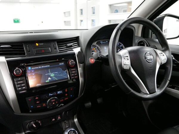 Used Nissan Navara 2018 for sale - 76303559: Photo 6