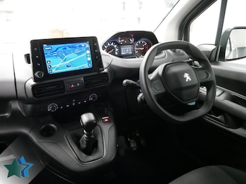 Used Peugeot Partner 2023 for sale - 78943460: Photo