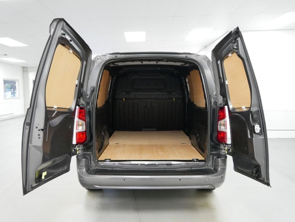 Used Vauxhall Combo 2022 for sale - 77302007: Photo 6