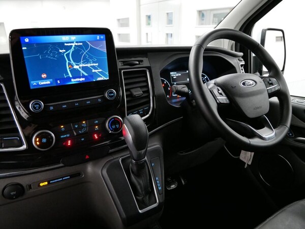 Used Ford Tourneo Custom 2022 for sale - 75671685: Photo 3