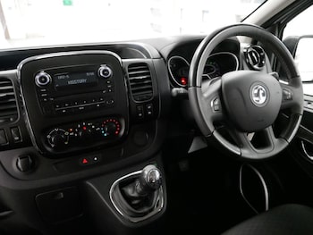 Used Vauxhall Vivaro 2019 for sale - 75597051: Photo