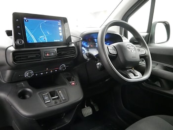 Used Toyota ProAce 2023 for sale - 77806282: Photo