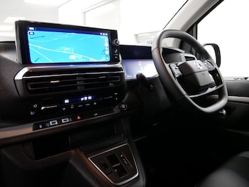 Used Vauxhall Vivaro 2025 for sale - 77153827: Photo