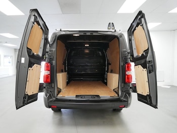 Used Vauxhall Vivaro 2023 for sale - 78200156: Photo