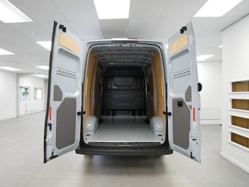 Used Volkswagen Crafter 2023 for sale - 78487671: Photo