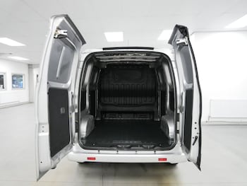 Used Nissan NV200 2017 for sale - 76303520: Photo 4