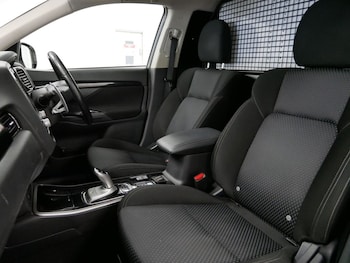 Used Mitsubishi Outlander 2020 for sale - 74756223: Photo