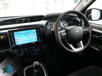 Used Toyota Hilux 2023 for sale - 79763744: Photo