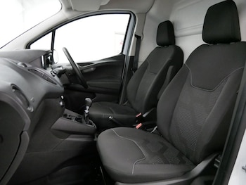 Used Ford Transit Courier 2023 for sale - 75619536: Photo