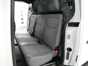 Used Peugeot Partner 2018 for sale - 77904997: Photo