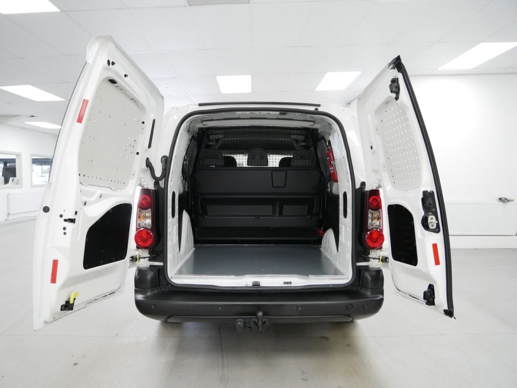 Used Peugeot Partner 2018 for sale - 77904997: Photo 5