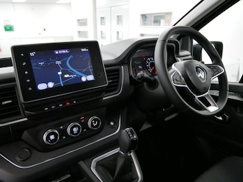 Used Renault Trafic 2024 for sale - 76582401: Photo