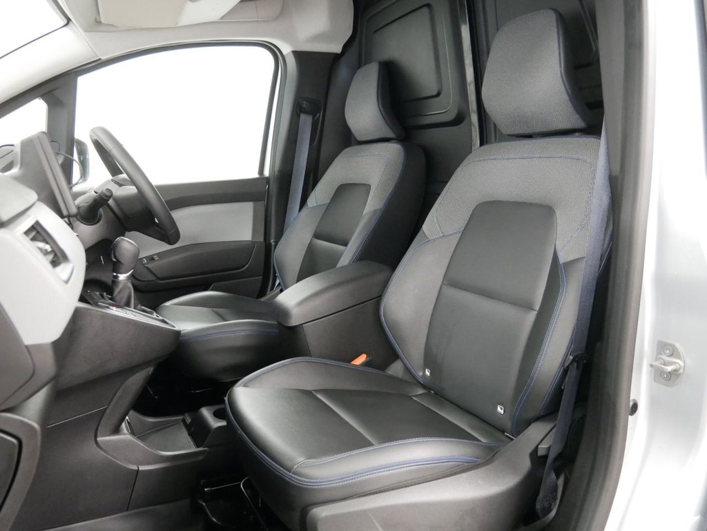 Used Nissan Other 2024 for sale - 77642418: Photo 4