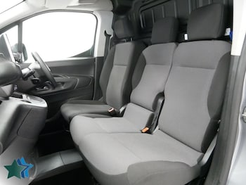 Used Peugeot Partner 2023 for sale - 78923984: Photo