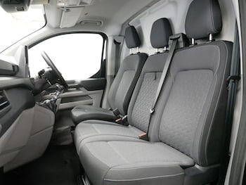 Used Ford Transit Custom 2024 for sale - 77642352: Photo