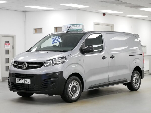 Used Vauxhall Vivaro 2023 for sale - 76202472: Photo 2