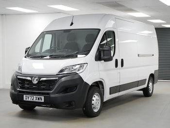 Vauxhall Movano feature image