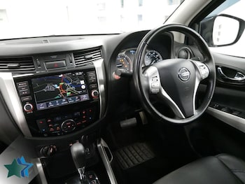 Used Nissan Navara 2020 for sale - 79598389: Photo