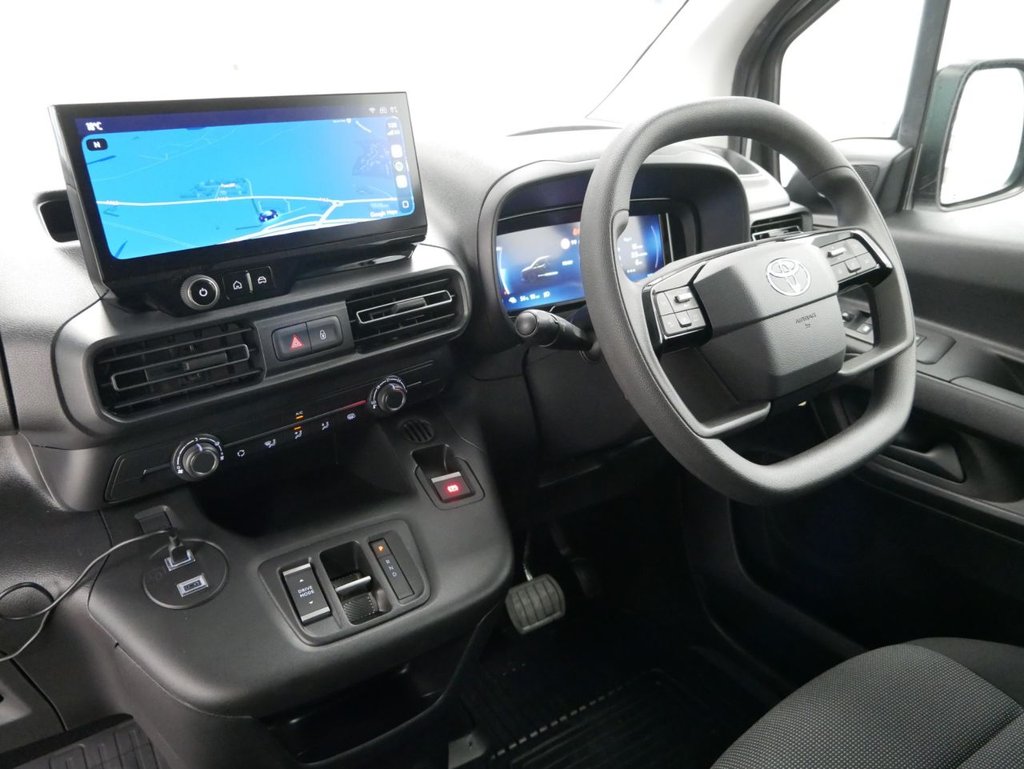 Used Toyota ProAce 2025 for sale - 77936109: Photo 2