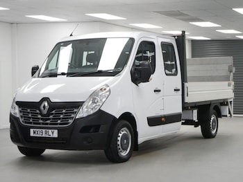 Renault Master feature image