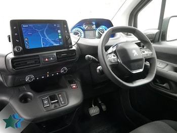 Used Peugeot Partner 2024 for sale - 78487404: Photo