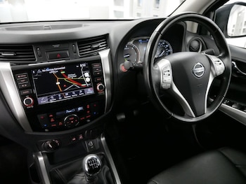 Used Nissan Navara 2020 for sale - 75559697: Photo