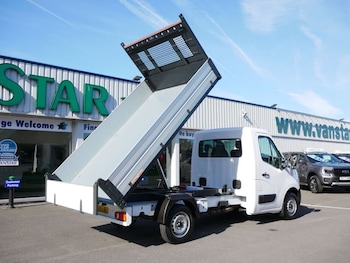 Used Nissan Interstar 2023 for sale - 76105425: Photo