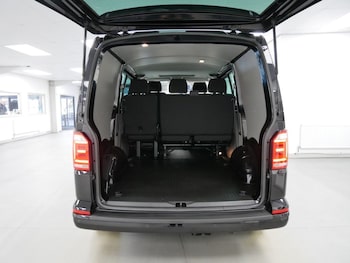 Used Volkswagen Transporter 2017 for sale - 76469701: Photo