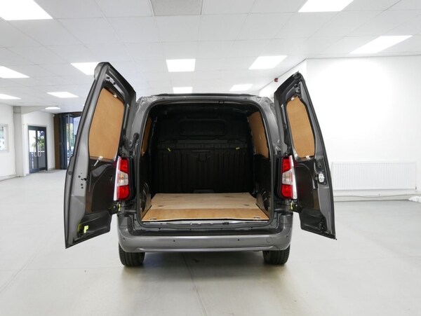 Used Vauxhall Combo 2023 for sale - 76250086: Photo 5